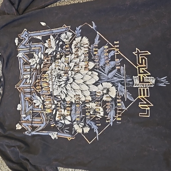 NWT Affliction Women's Wildflower Daz Black Graphic Long Sleeve Top Sz XS - Picture 2 of 8